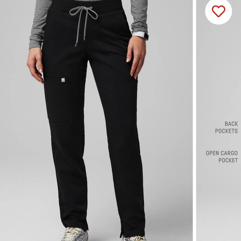 Fabletics ion scrub pants